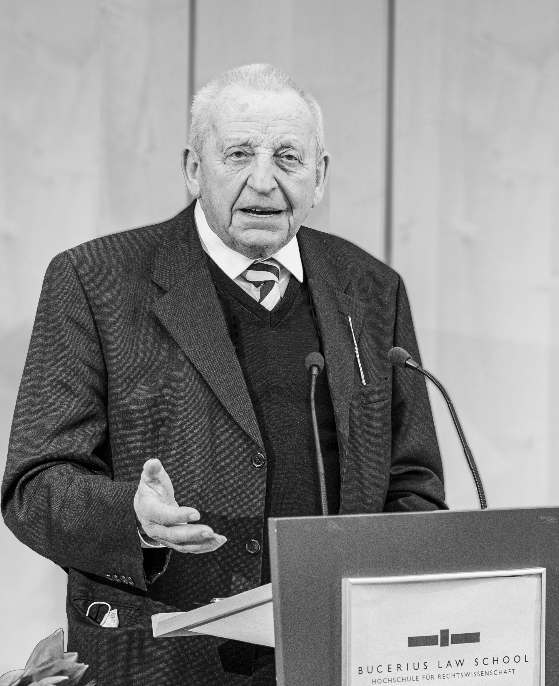 Dr. Tilman Pünder
