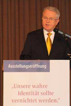 Dr. Axel Hartmann